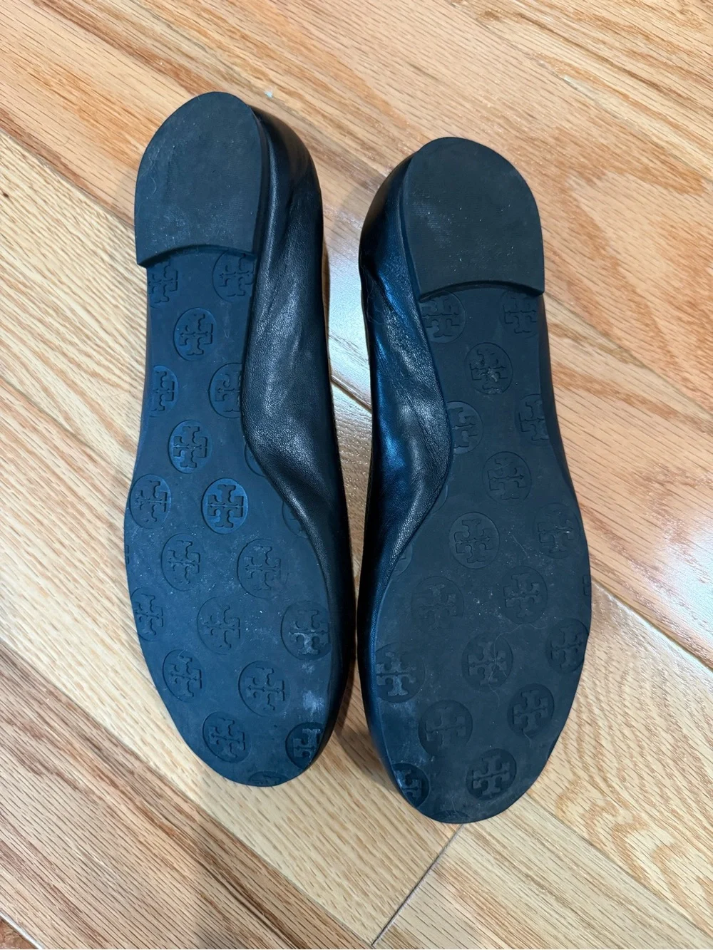 Tory Burch Black Leather Logo Ballet Flats